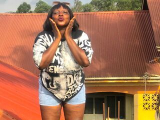 girl showing tits NemPaka