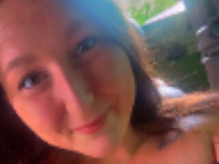 masturbating camgirl NicoleR