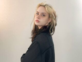 cam slut picture NildaFabros