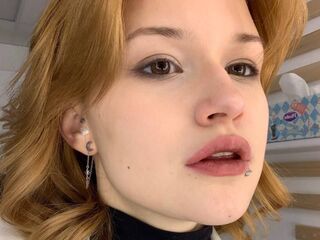 hot webcam NishaRayo