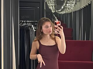 chatrubate cam girl picture OdelynBreed