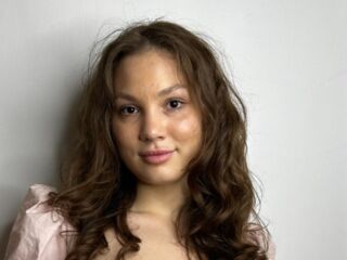 cam whore live RegenaCrichlow
