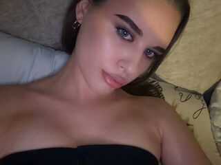 free live webcam video RhiannonJumper
