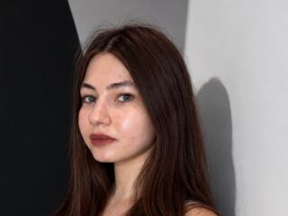 sexy webcamgirl pic RoselynSvatek