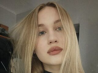 webcam babe chat room SadieTandon