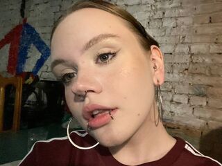 hot cam girl masturbating with sextoy SaraKnights