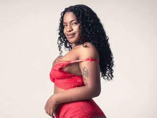 camwhore masturbating with dildo SashaFerrer