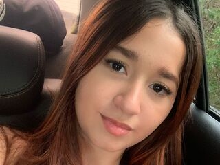 beautiful webcamgirl ScarlettAmel