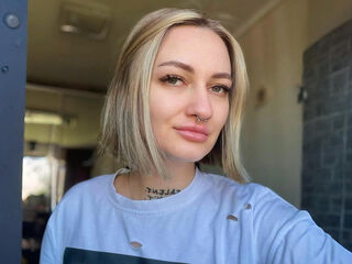 nude gamgirl SedonaaSiren