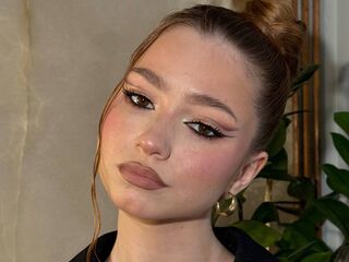 naked girl with live cam fingering SeyolaHilgerst