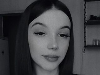 naughty cam girl masturbating with dildo SoilaHoyles
