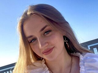 camgirl masturbating SonyMiller