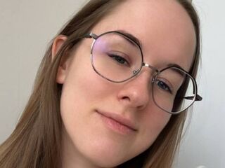 camwhore shaving pussy SophiMalesik