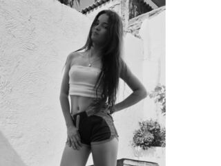 sexy cam girl picture SophyaReyes