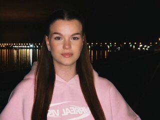 chat with cam StaceyRouthier