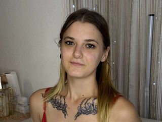 adult free chat SuzyMiu