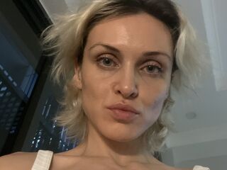 adult cam show Sweetadrianahot