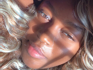 webcam show TessaJohnson