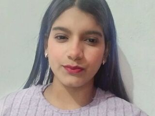 camwhore fingering pussy TianaRossi