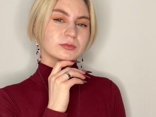 hot cam girl masturbating with vibrator TondaEstala