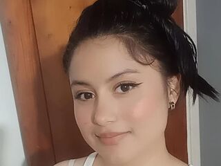 free webcam chatroom ValerieSierra