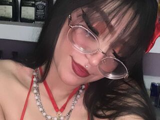 naked camgirl picture ValuZea