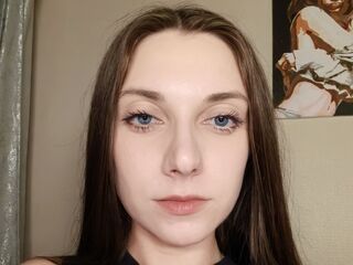 naked cam chatroom VernaSchusterman