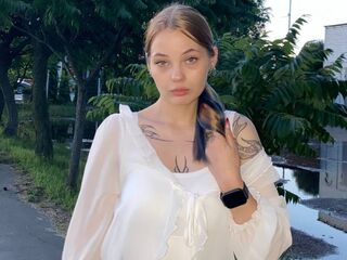 naughty cam girl masturbating YerMorua