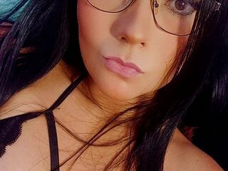 camgirl ZairaMist
