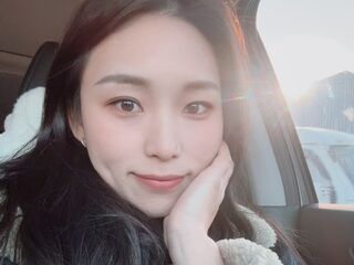 hot naked camgirl ZhiYue