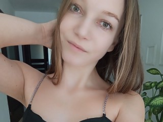 EmillyPlay98